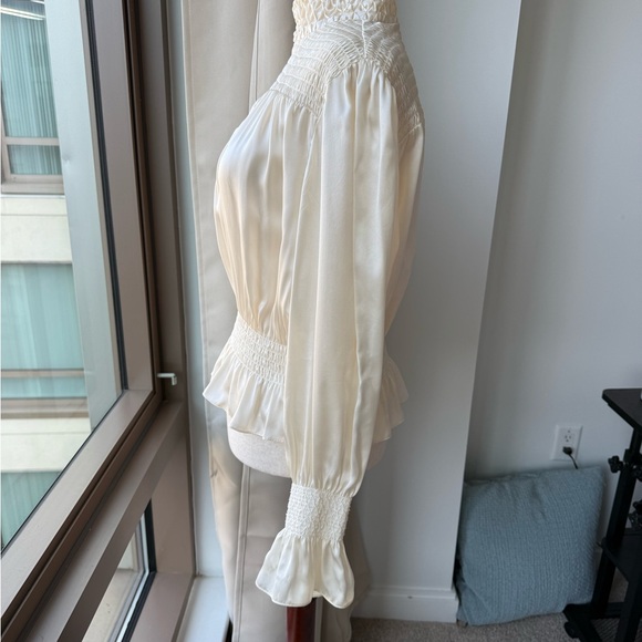Frame Elegant Silk Cream Smocked Blouse - Picture 4 of 13